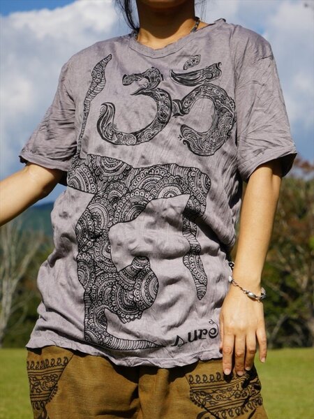 ★エスニック プリント Tシャツ マンダラ ヨギ― Mサイズ 送料込★新品C★アジアン やわらか コットン素材 ユニセックス
