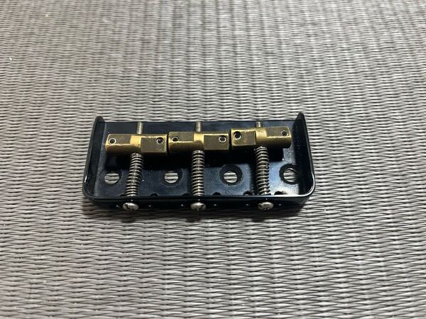 即決、送料込 テレキャスター ショートブリッジ Wilkinson サドル付