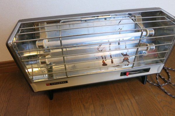 National ナショナル とても小さい電気ストーブ 幅約31cm