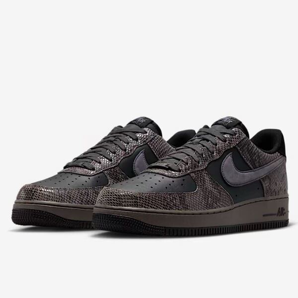 【新品未使用!定価即決送料込!】AIR FORCE 1 ‘07 LV8★AF-1★エアフォース1★NIKE★ナイキ★エアジョーダン★AIR JORDAN