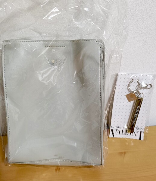 【未開封品】アイナナ 八乙女楽 ミニショルダーバッグ キーホルダーセット VALIANT TRIGGER トリガー IDOLiSH7