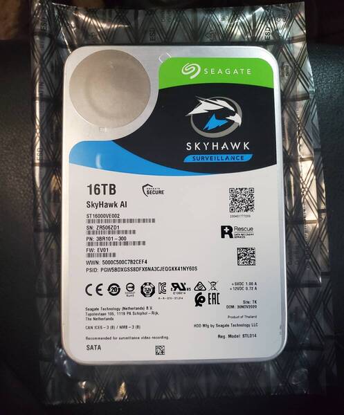 Seagate SkyHawk AI 3.5インチ 16TB 内蔵 ハードディスク HDD 7200rpm シーゲート ST16000VE002