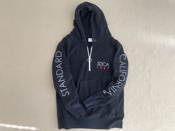 即決 復刻 青タグ STANDARD CALIFORNIA 別注 Champion REVERSE WEAVE ハーフジップ プルオーバー パーカー 黒 Mサイズ