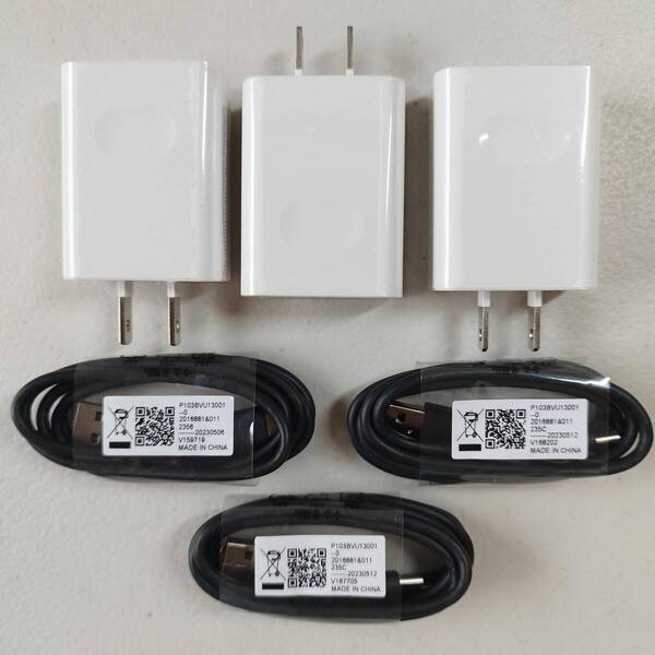 【新品】HUAWEI ファーウェイ 純正 18W 充電器 ACアダプター SuperCharge HW-090200JH0 Type-A 電源アダプタ 3個set ケーブル付