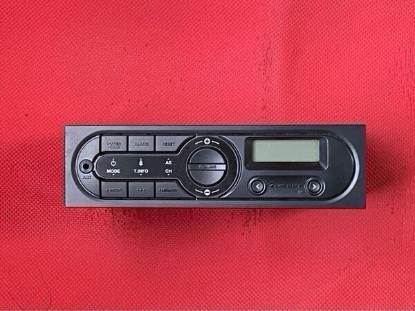 新車外し RI-9465 24V 純正ラジオ AM FM 日野いすゞ日産UD三菱ふそう共通トラック デュトロ エルフ キャンター 納車外し 送料無料