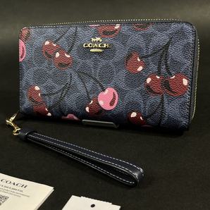 【COACH 本物 新品 コーチ USA アウトレット正規品】ロング ウォレット チェリー プリント 長財布 財布 CZ328 さくらんぼ 新作