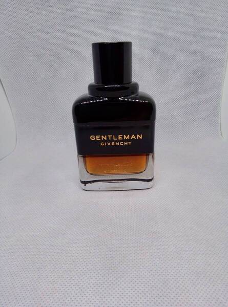 60ml 新宿伊勢丹購入正規品 Gentleman Eau de Parfum Reserve Prive ジェントルマン オーデパルファム リザーブ プリヴェ