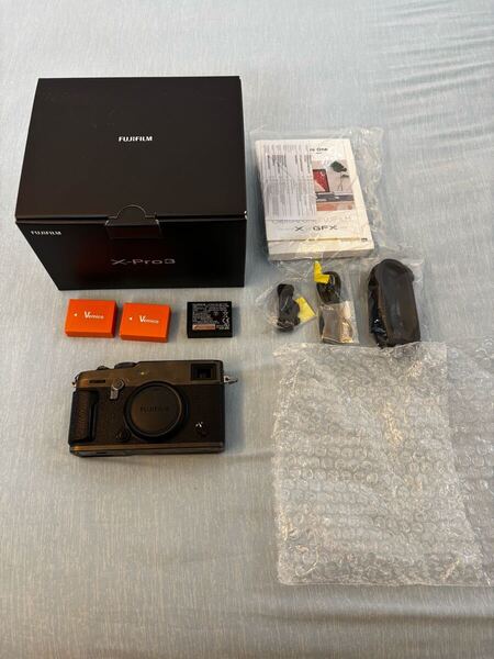 送料無料FUJIFILM X-Pro3 ボディ F FX-X-PRO3(DRブラック)ミラーレス一眼カメラ シャッター数13800枚