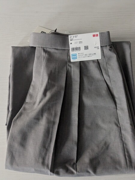 【新品M】ユニクロC 感動タックワイドパンツ