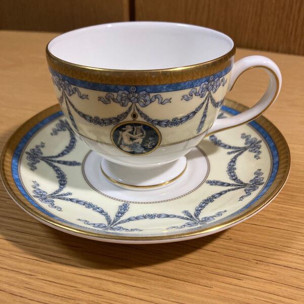 ▼ ウェッジウッド≪マデリン カップ&ソーサー 1客≫ WEDGWOOD MADELEINE ※一部金彩剥げ有