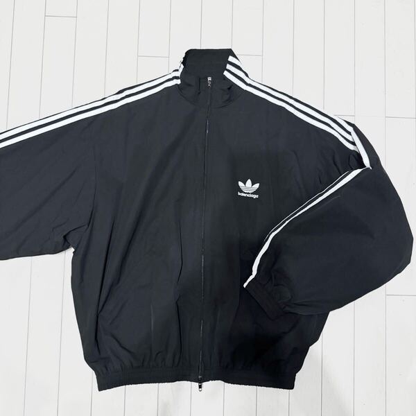 BALENCIAGA × adidas Oversized Track Jacket バレンシアガ アディダス オーバーサイズトラックジャケット ナイロンジャケット ロゴ刺繍