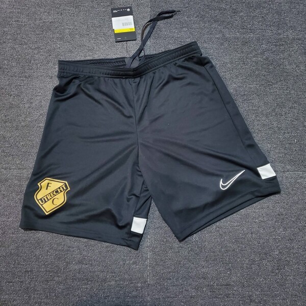 新品 Nike FCユトレヒト UTRECHT ブラック ハーフパンツ サッカー トレーニング 22 S