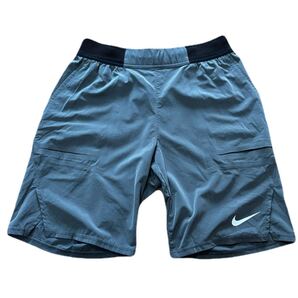 特別価格!NIKE DRI-FIT ハーフパンツ ランニングパンツ Sサイズ