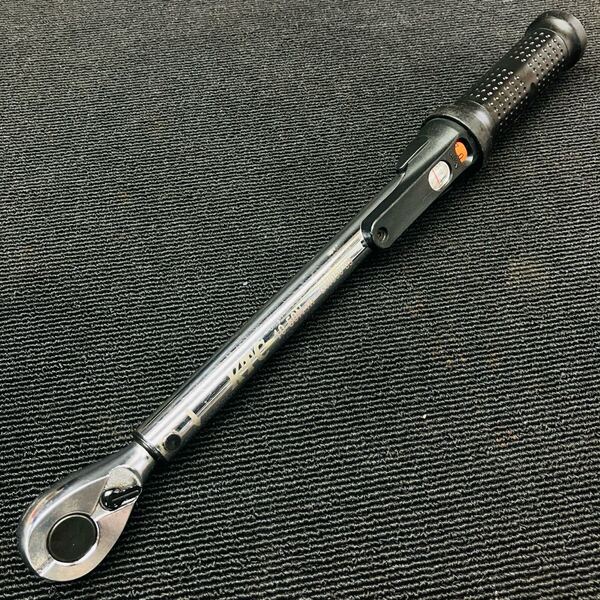 中古 KTC GW050-03 プレセット型トルクレンチ 差込:9.5sq. 範囲:10~50Nm