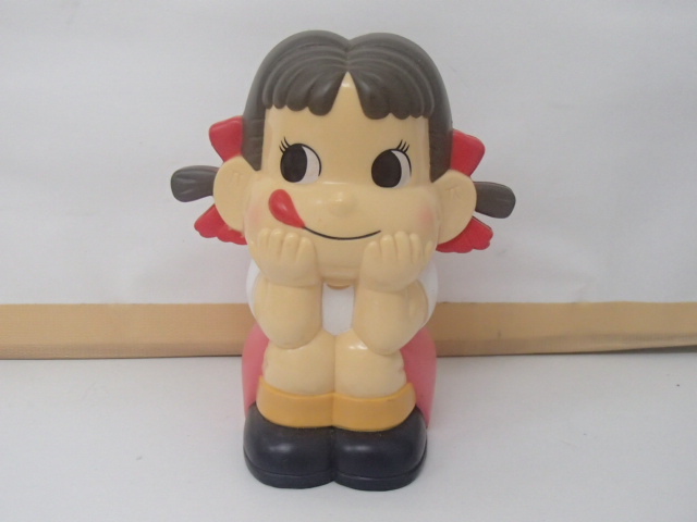 ペコちゃん 不二家 グッズまとめ売り フィギュア 貯金箱ポーチ