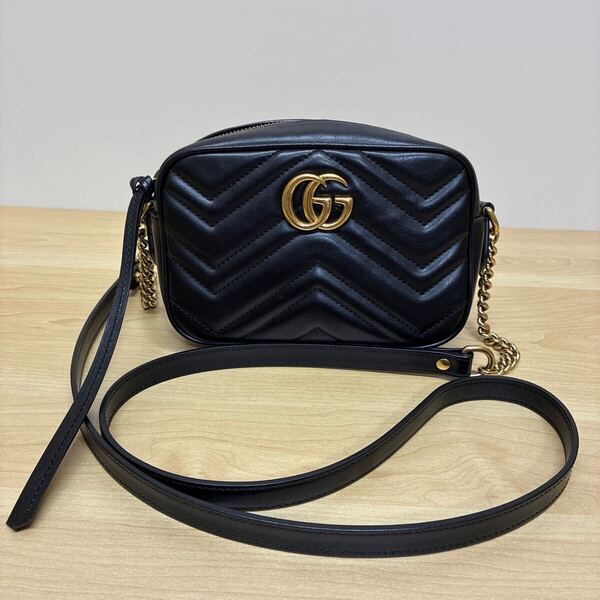【美品】GUCCI グッチ ショルダーバッグ キルティング GGマーモント ミニバッグ カメラバッグ レザー ブラック 黒