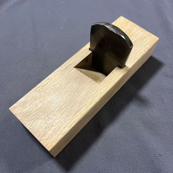 即決 虎五郎 台直し鉋 42mm 即使用可 japanese plane woodwork №8764