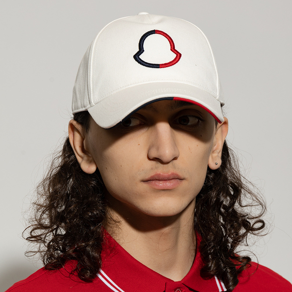 送料無料 66 MONCLER モンクレール 3B00016 0U082 ホワイト ベースボールキャップ 男女兼用