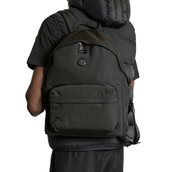 送料無料 9 MONCLER モンクレール 5A00009 M6256 NEW PIERRICK ブラック バックパック リュックサック