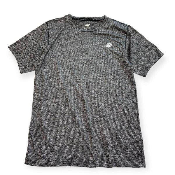 【送料無料】New Balanceニューバランス Tシャツ 半袖 ダークグレー メンズレディースM スポーツウエア クルーネック トップス