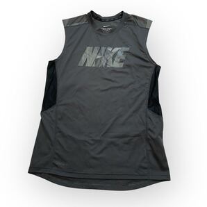【送料無料】NIKE ナイキ タンクトップ ノースリーブ ブラック グレー ドライフィット メンズL トレーニングウェア スポーツ