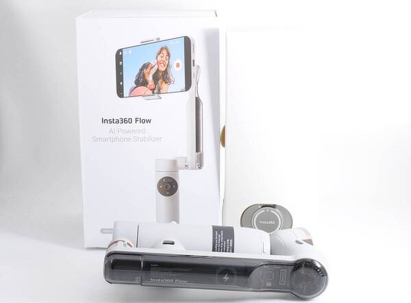 新品未使用 insta360 Flow スマートフォン ジンバル スタビライザー @4152