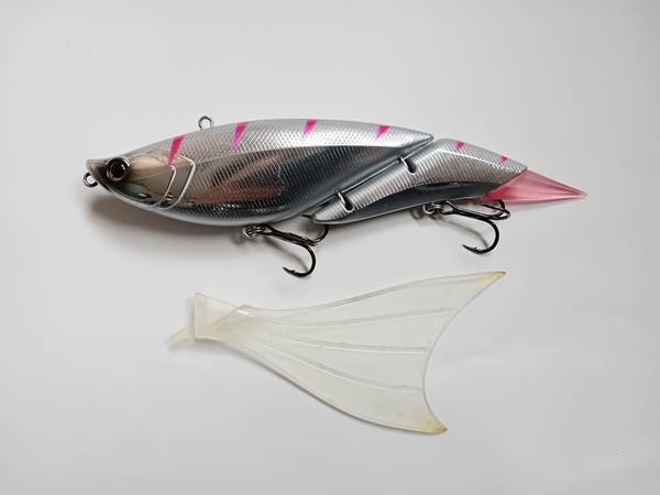 バスフィッシング & ソルト用 ジョイントルアー テール付き 190mm 55g シルバー ビッグベイト エレメンツのダヴィンチ好きに 送料無料