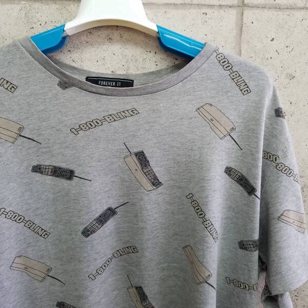 中古 アメリカ古着 FOREVER21 フォーエバー21 Tシャツ メンズ M 灰色 グレー プリント柄 ビンテージ カジュアルブランド品 送料無料