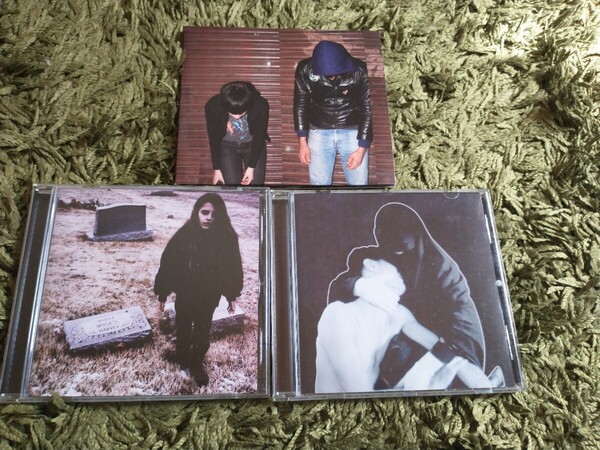 CRYSTAL CASTLES クリスタル・キャッスルズ 輸入盤CD 3枚セット