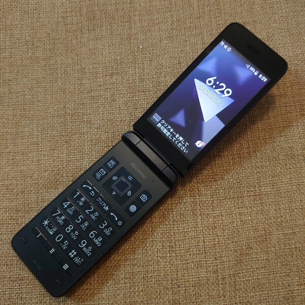 美品 KY-42C docomo ブラック