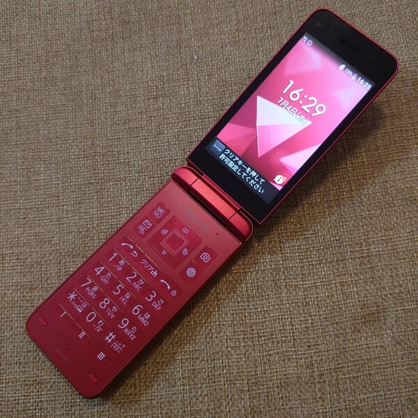 美品 KY-42C docomo レッド