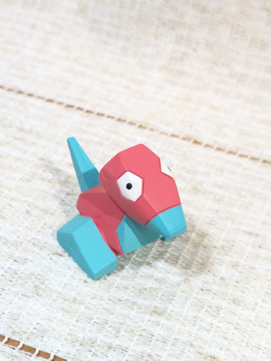 モンコレ　137 ポリゴン 517ow4nhFKL._UF894,1000_QL80_.jpg