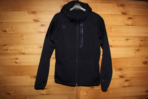 美品 メンズM 紺 デサントDescente タフエアーストレッチフルジップパーカージャケット はっ水 DMMOJC27Z 送料無料即決