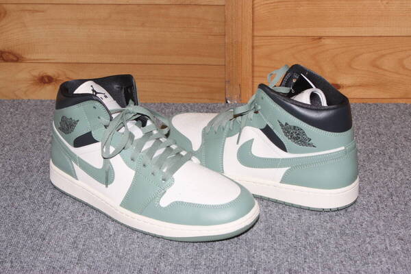 未使用 ウィメンズ29㎝ ナイキ エア ジョーダン 1 ミッド NIKE W AIR JORDAN 1 MID BQ6472-130 送料無料即決