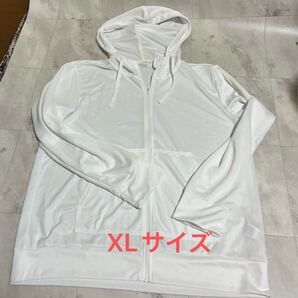 未使用 GU ジーユー UVカットフルジップパーカー ホワイト XL 大きいサイズ 吸水速乾 指穴