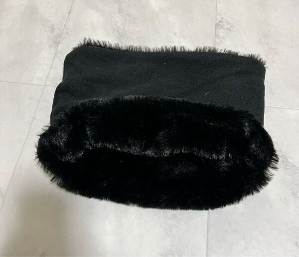 ネックウォーマー マフラー 防寒 防風 秋冬 男女兼用 保温 黒 ブラック 黒 起毛