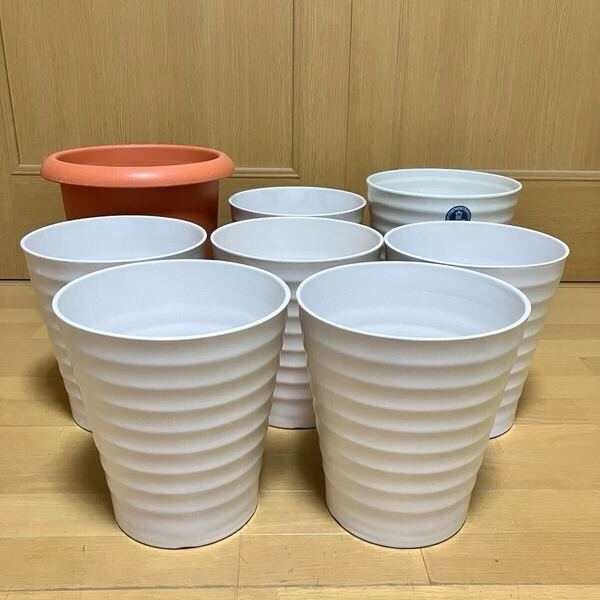 【大型】プラスチック鉢 プランター 植木鉢 ※8鉢セット ②