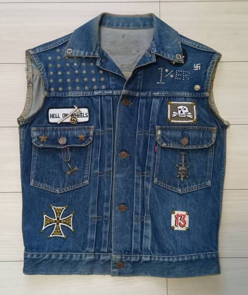 60s70s/Levi's 507XXセカンド/カットオフデニムベスト/アウトローバイカー/ワッペン・スタッズ・ピンズカスタム/ヴィンテージ/ビンテージ