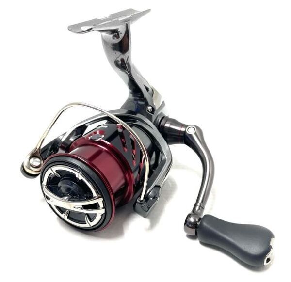 シマノ SHIMANO 16ストラディック STRADIC CI4+ 2000HGS ライトゲーム アジング メバル カサゴ バスフィッシング ブラックバス