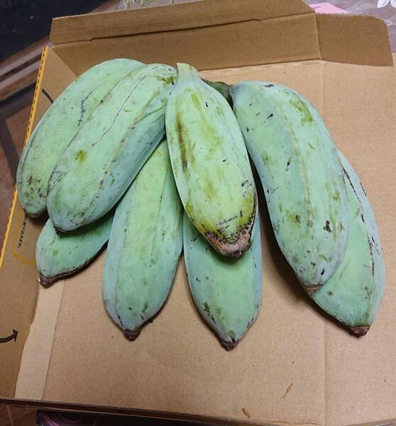 お値下げ出品!沖縄産アイスクリームバナナ! コンパクトでお届け!