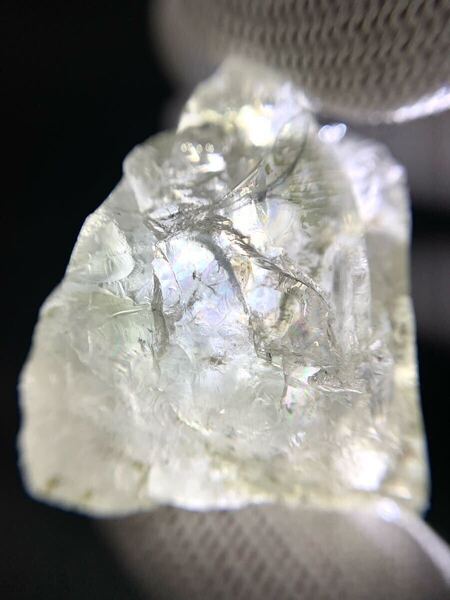 【特大の宝石質】135.5ct(27.1g)のフェナカイト(ブラジル産)原石