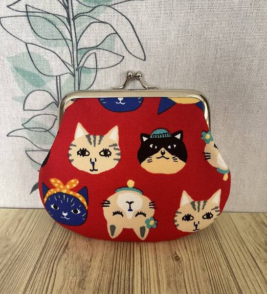 がま口・ ポーチ / 財布 / 小物入れ / ハンドメイド / 猫フェイス赤・16