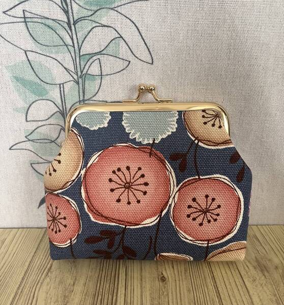 がま口 / ポーチ / 財布 / 小物入れ / ハンドメイド☆北欧風花柄・20