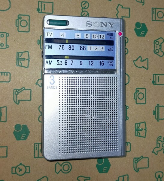 ICF-T55V SONY 受信確認済 保護カバー付 完動品 ワイドFM AM FM ポケットラジオ 通勤 防災 競馬 野球 登山 名刺サイズ ソニー 166926