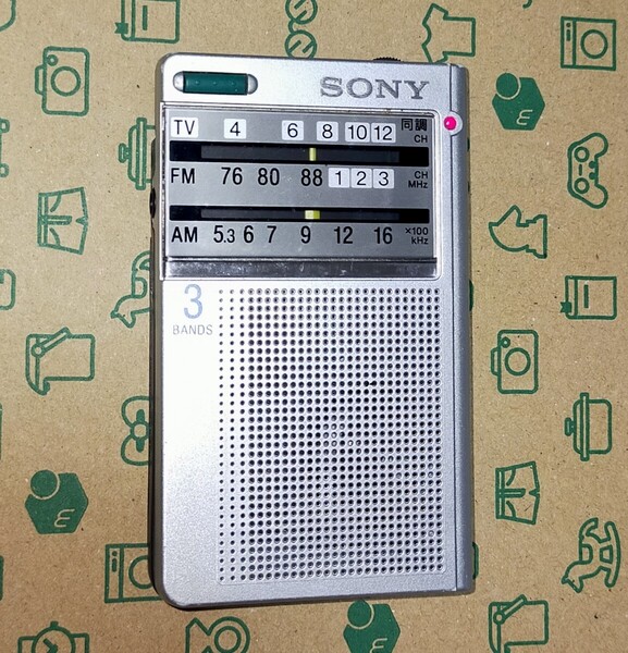 ICF-R55V SONY 受信確認済 保護カバー付ワイドFM AM FM ポケットラジオ 通勤 防災 競馬 野球 登山 名刺サイズ ソニー 175107