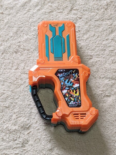 【即決・送料無料】 DX マイティブラザーズXXガシャット 仮面ライダーエグゼイド 変身ベルト ゲーマドライバー対応 バンダイ