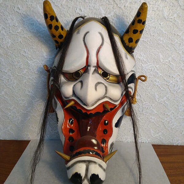 旧家 蔵出し 時代物 島根県 伝統工芸 大 石見神楽面 般若 鬼 魔除け 縁起物 玄関 和室 床の間 壁掛け 飾り 装飾 面 日本製 アンティーク