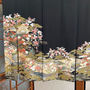 暖簾ーのれん、山奥のお寺、自然な風景 黒留袖、 正絹 リメイク横〜128丈〜90!
