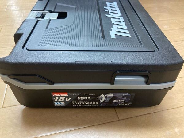 最新モデル マキタ インパクトドライバー TD173 TD173DRGXB 黒色 ブラック オリジナルフルセット ④