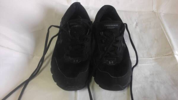■◆ UNDER ARMOUR(アンダーアーマー)Charged Assertウオーキング ランニング シューズ25.5cm